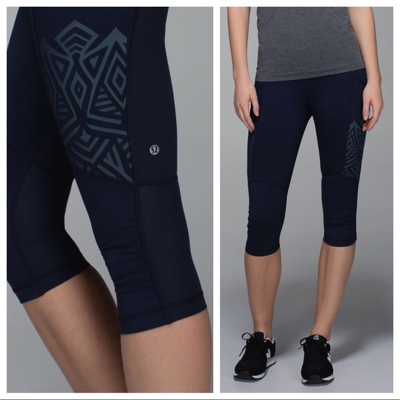 Lululemon Stash It Crop — Size 4 - Picture 3 of 7